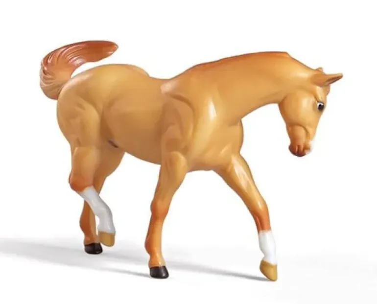 Breyer Red Stable Playset
