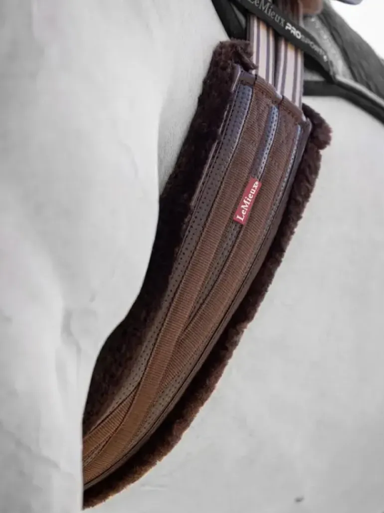 LeMieux Fleece Lined Anatomic Girth