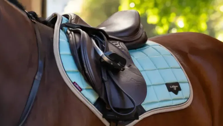 LeMieux Loire Classic Close Contact Square SS25
