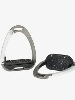LeMieux Vector Control Stirrup
